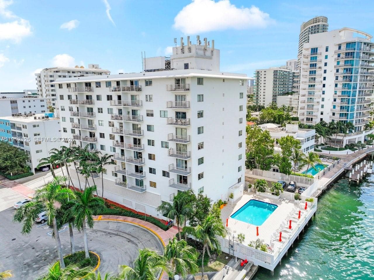 LINCOLN BAY TOWERS CONDO · #307 in Miami Beach - Photo 2