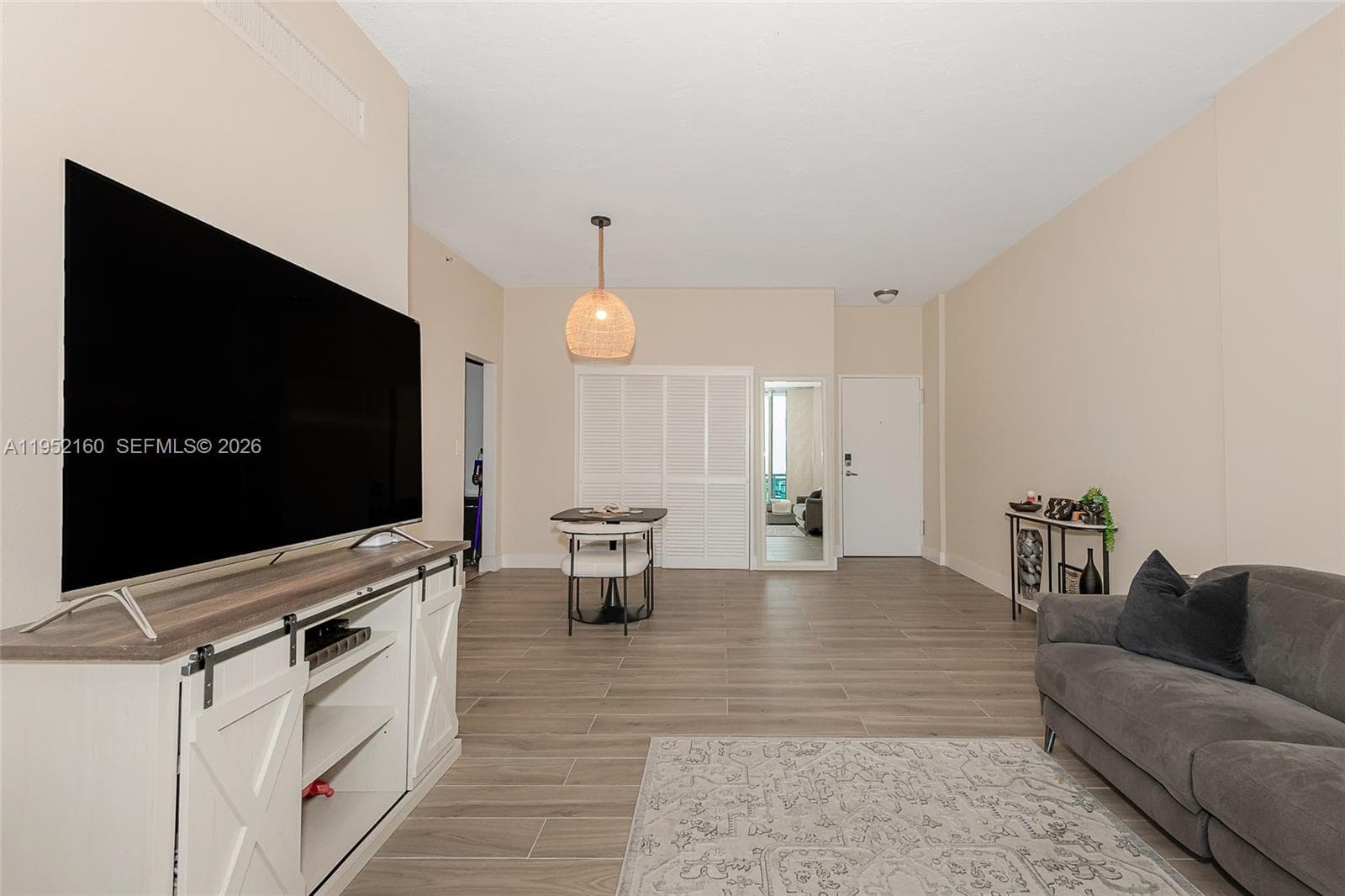 RESIDENCES ON HOLLYWOOD · #1639 in Hollywood - Photo 22