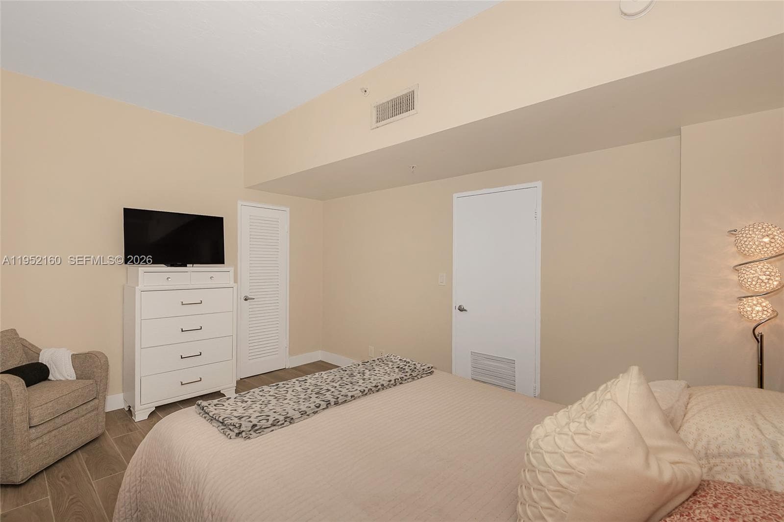 RESIDENCES ON HOLLYWOOD · #1639 in Hollywood - Photo 5