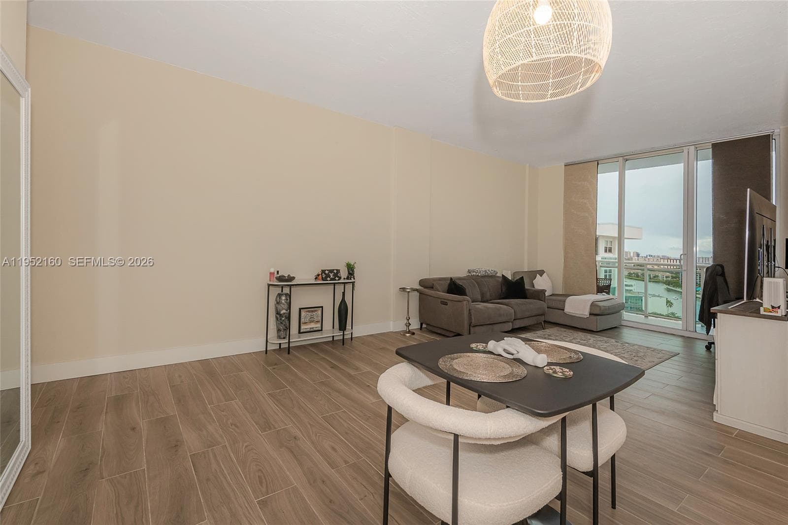 RESIDENCES ON HOLLYWOOD · #1639 in Hollywood - Photo 15