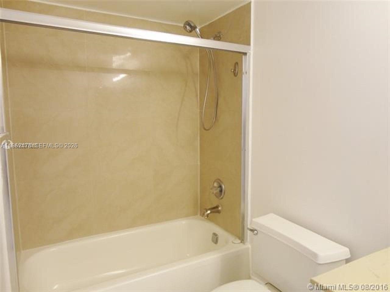 Winston Towers · #906 in Sunny Isles Beach - Photo 13