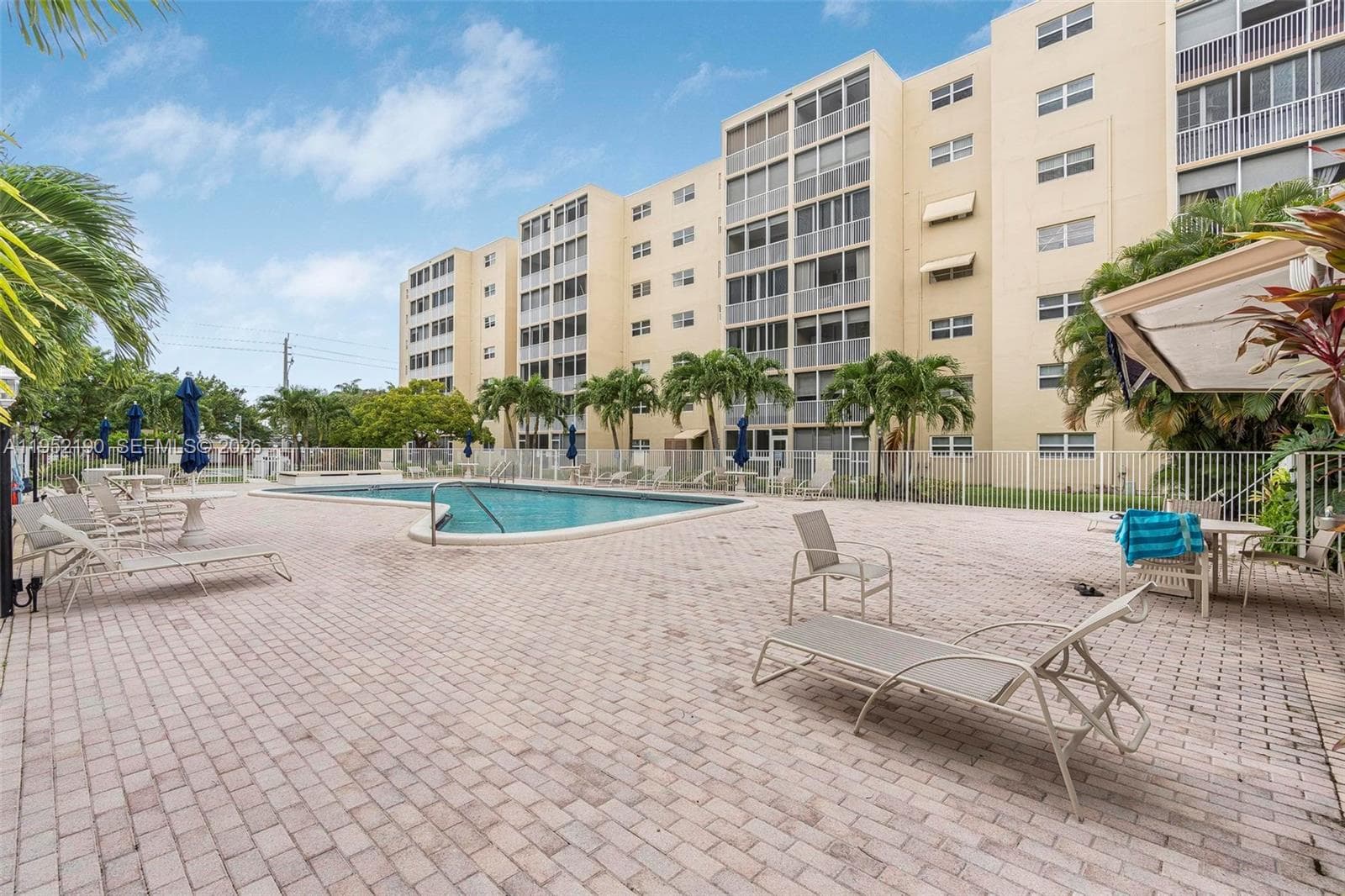 MEADOWBROOK TOWERS CONDO · #603 in Hallandale Beach - Photo 19