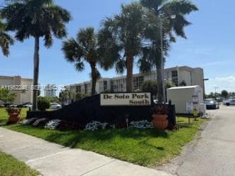 DESOTO PARK CONDO · #112 in Hallandale Beach - Photo 9