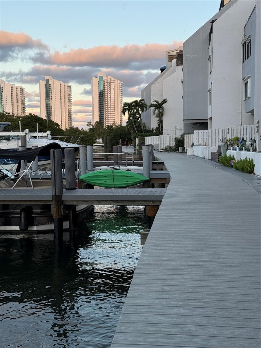 POINCIANA ISLAND · #1620 in Sunny Isles Beach - Photo 46