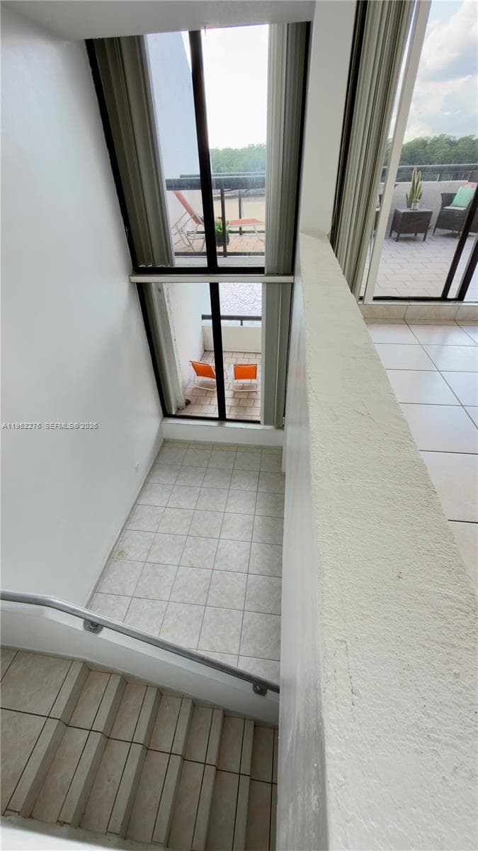 POINCIANA ISLAND · #1620 in Sunny Isles Beach - Photo 49