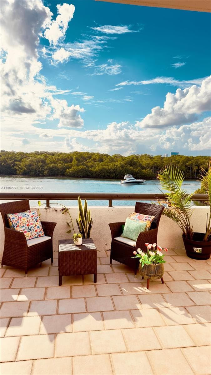 POINCIANA ISLAND · #1620 in Sunny Isles Beach - Photo 50
