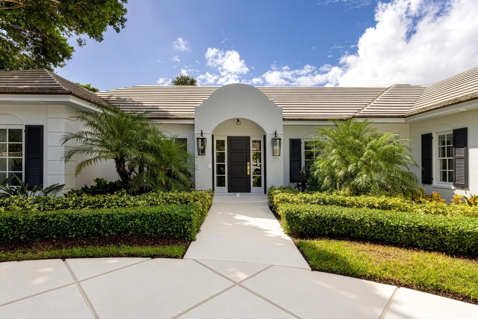 124 Woodbridge_Exterior_High-res_ (5)