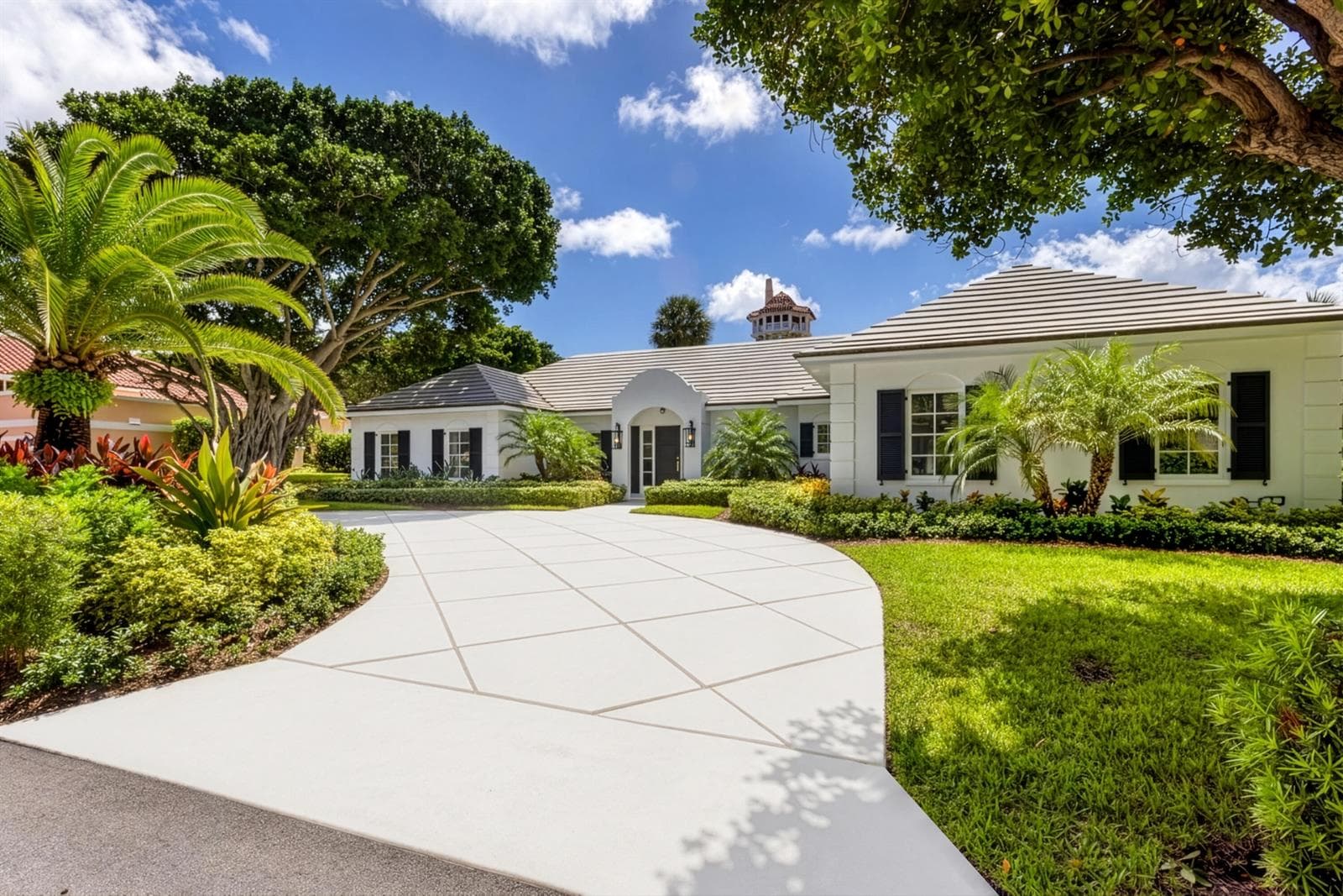124 Woodbridge Rd