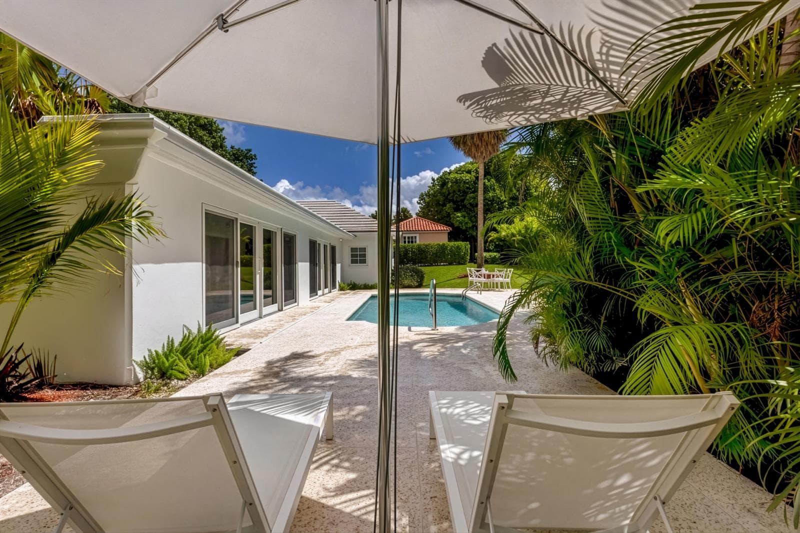 124 Woodbridge_Pool_ (1)
