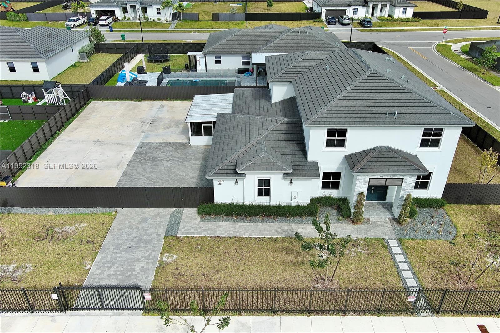 16925 SW 289th Ter photo 1