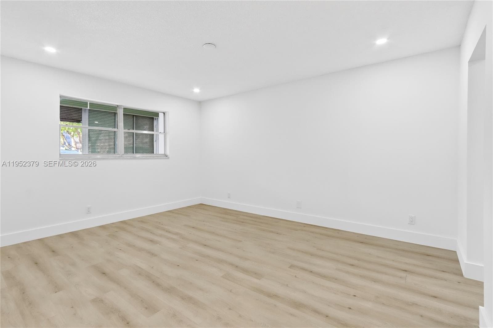 FOURTH GULFSTREAM GARDEN · #114 in Hallandale Beach - Photo 8