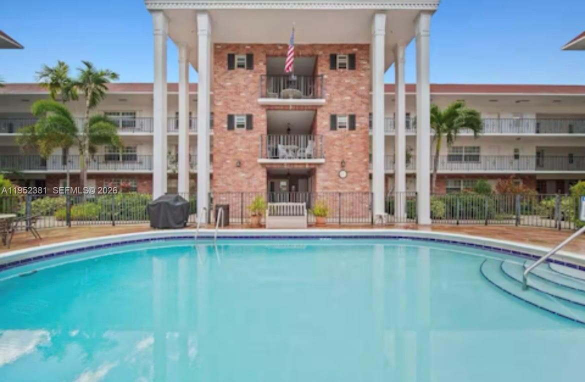 COLONIAL MANOR WEST APART · #307 in Fort Lauderdale - Photo 2