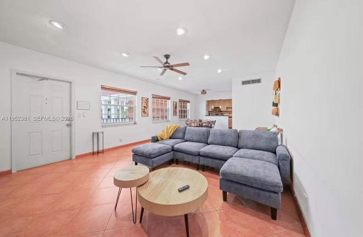 COLONIAL MANOR WEST APART · #307 in Fort Lauderdale - Photo 3