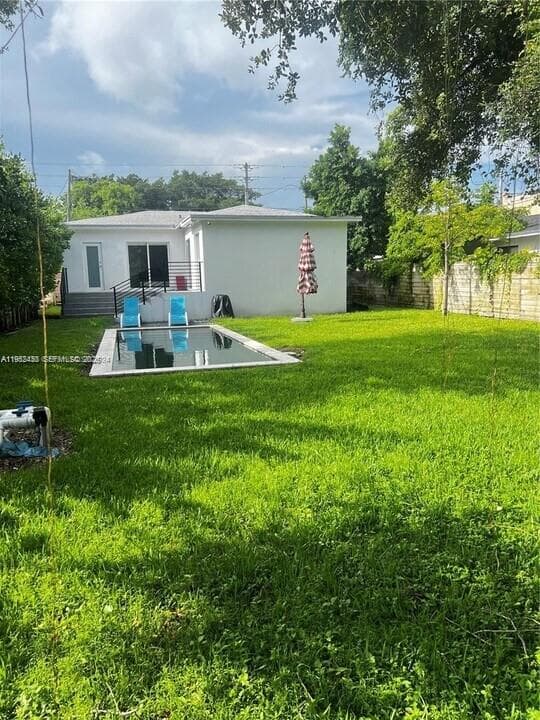 15 NW 52nd St photo 3
