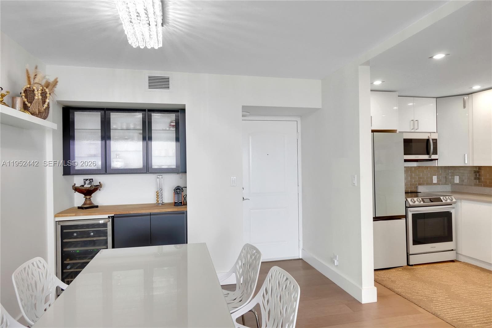 ARLEN HOUSE EAST CONDO · #1008 in Sunny Isles Beach - Photo 4