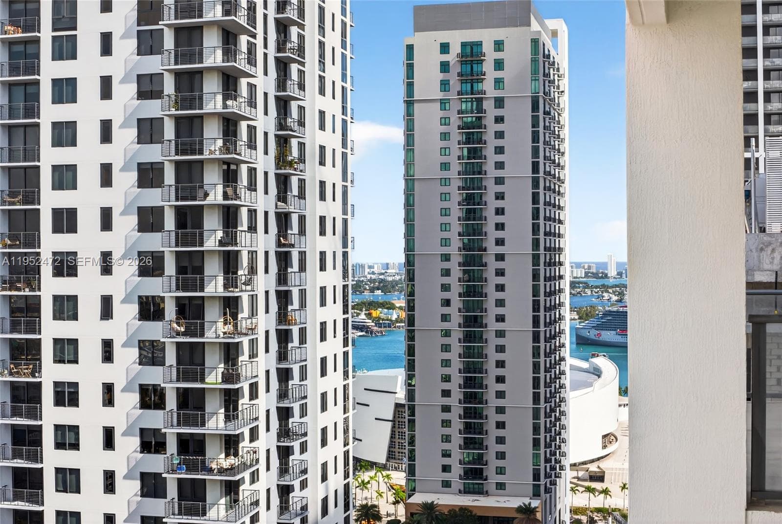 11 Ne 6 St · #3210 in Miami - Photo 44