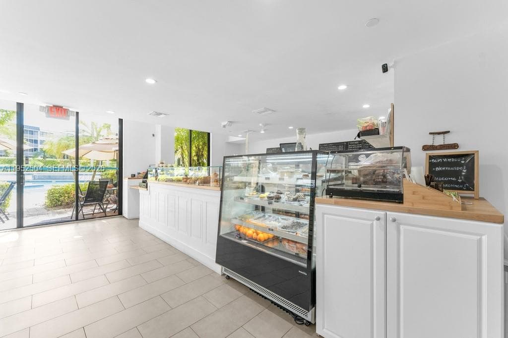 Parc Central · #1414 in Aventura - Photo 42