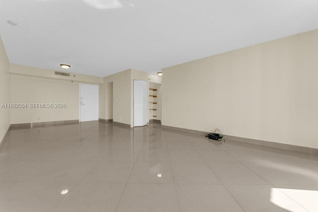 Parc Central · #1414 in Aventura - Photo 7
