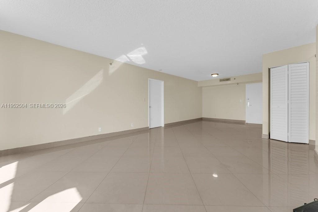 Parc Central · #1414 in Aventura - Photo 8