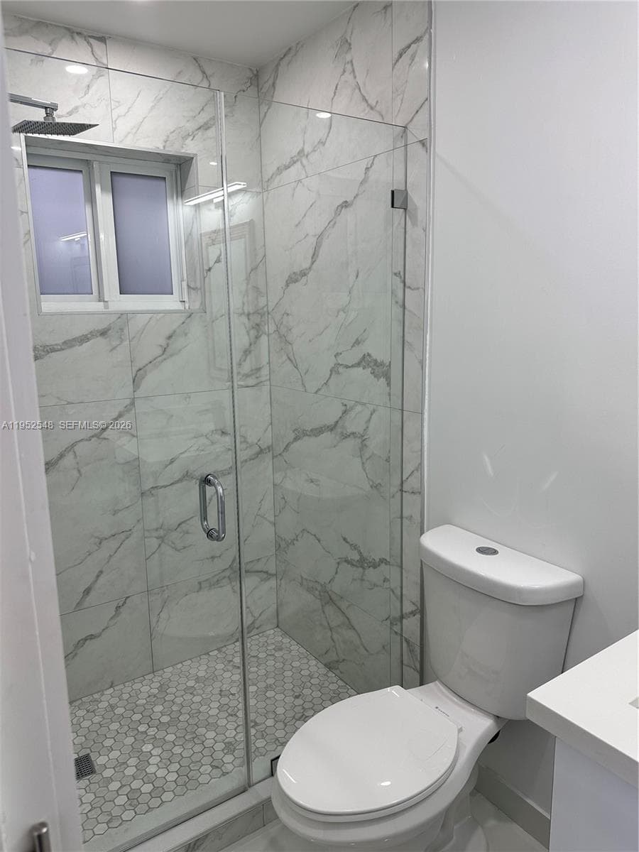 11631 SW 179th Ter photo 13