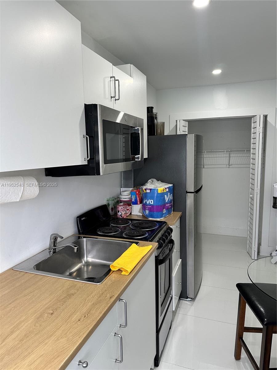 11631 SW 179th Ter photo 18