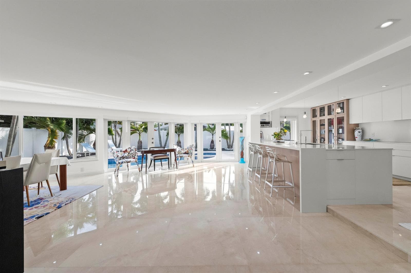 Kitchen/Dining