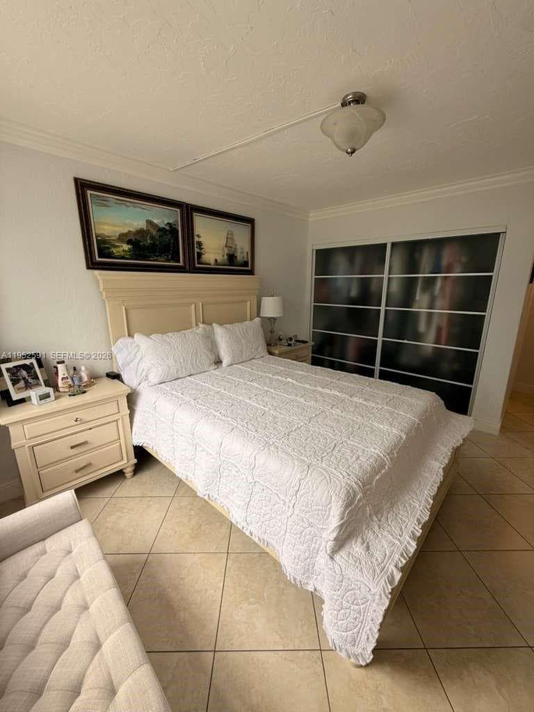 EL LAGO CONDO · #E207 in Miami - Photo 11