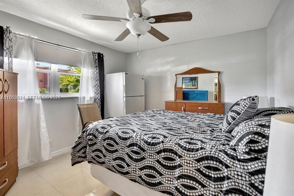 MEADOW BROOK TOWERS · #107 in Hallandale Beach - Photo 17