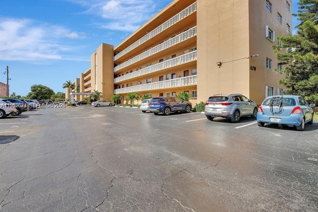 MEADOW BROOK TOWERS · #107 in Hallandale Beach - Photo 37