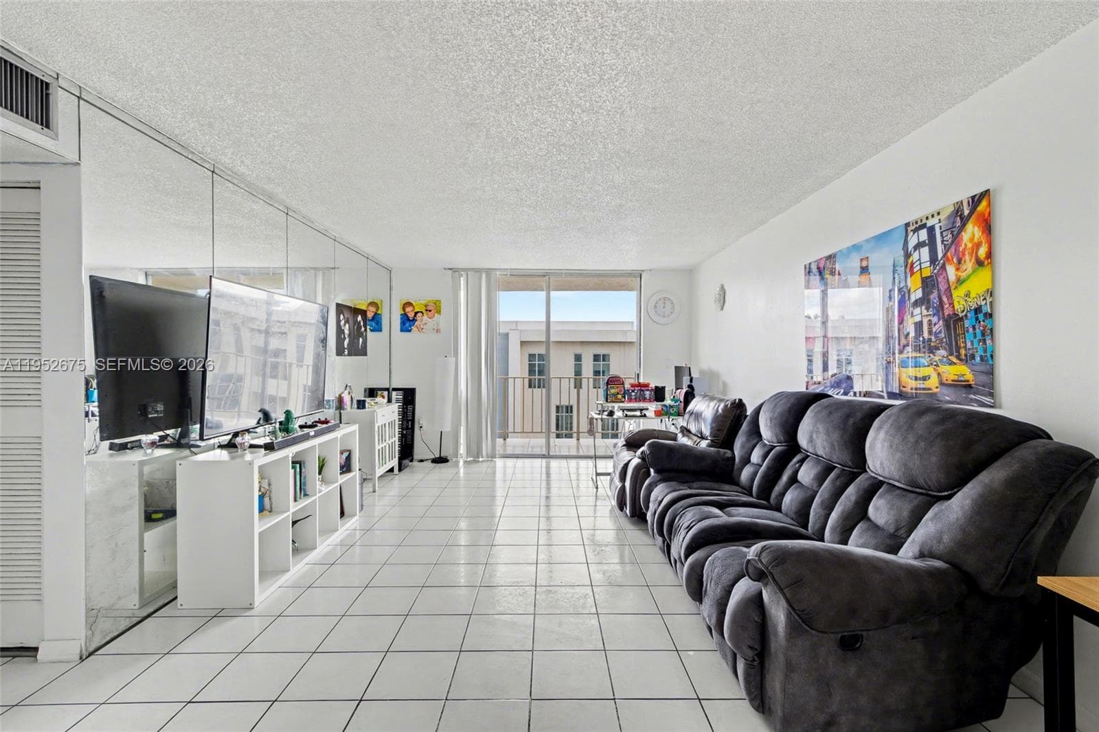 PLAZA OF WESTLAND CONDO · #701 in Hialeah - Photo 2