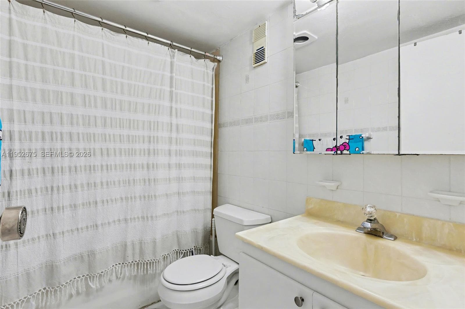 PLAZA OF WESTLAND CONDO · #701 in Hialeah - Photo 8