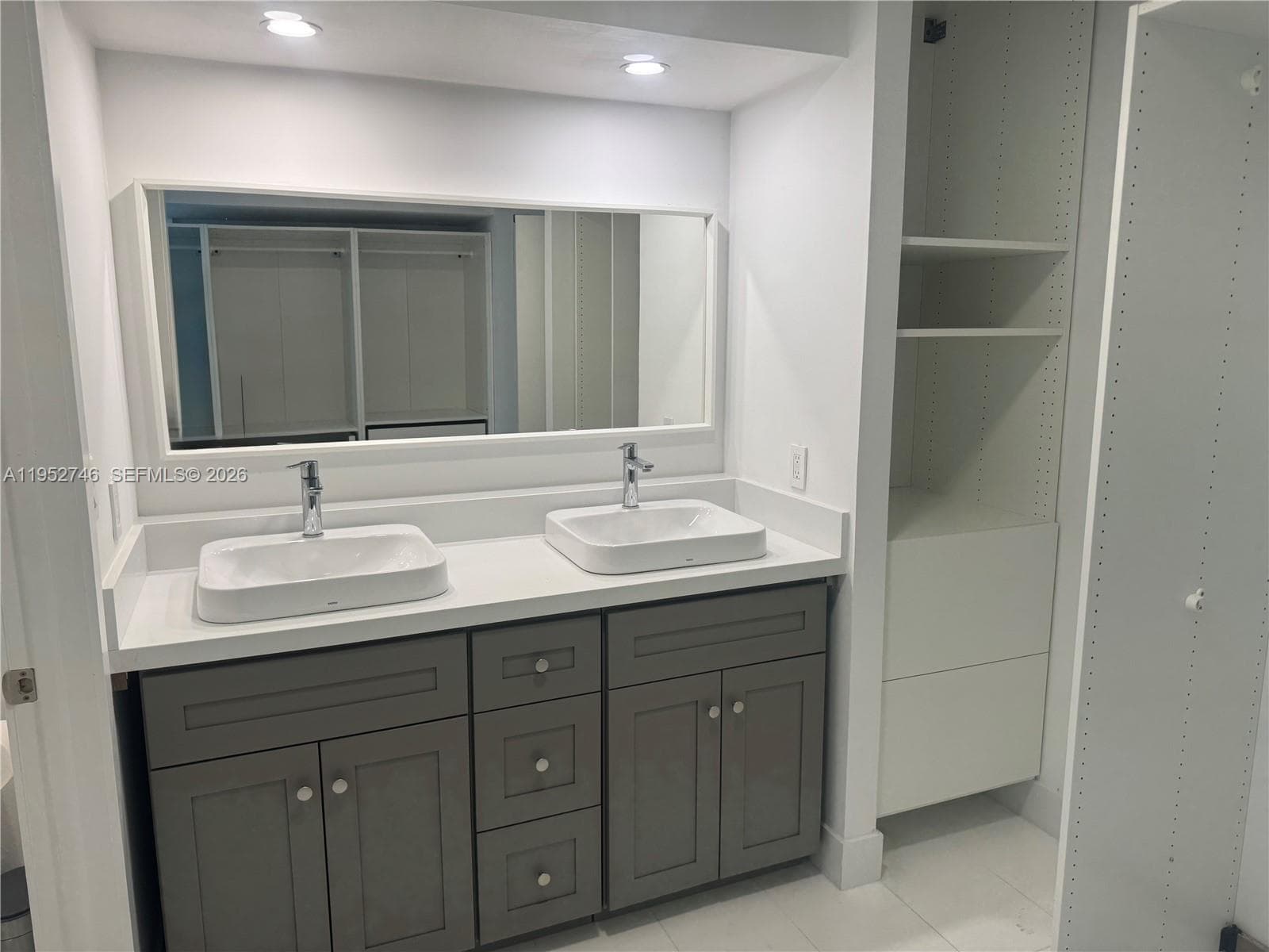 WATERVIEW CONDO · #531 in Aventura - Photo 13