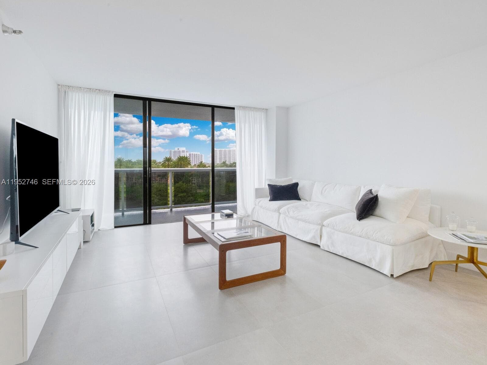 WATERVIEW CONDO · #531 in Aventura - Photo 4