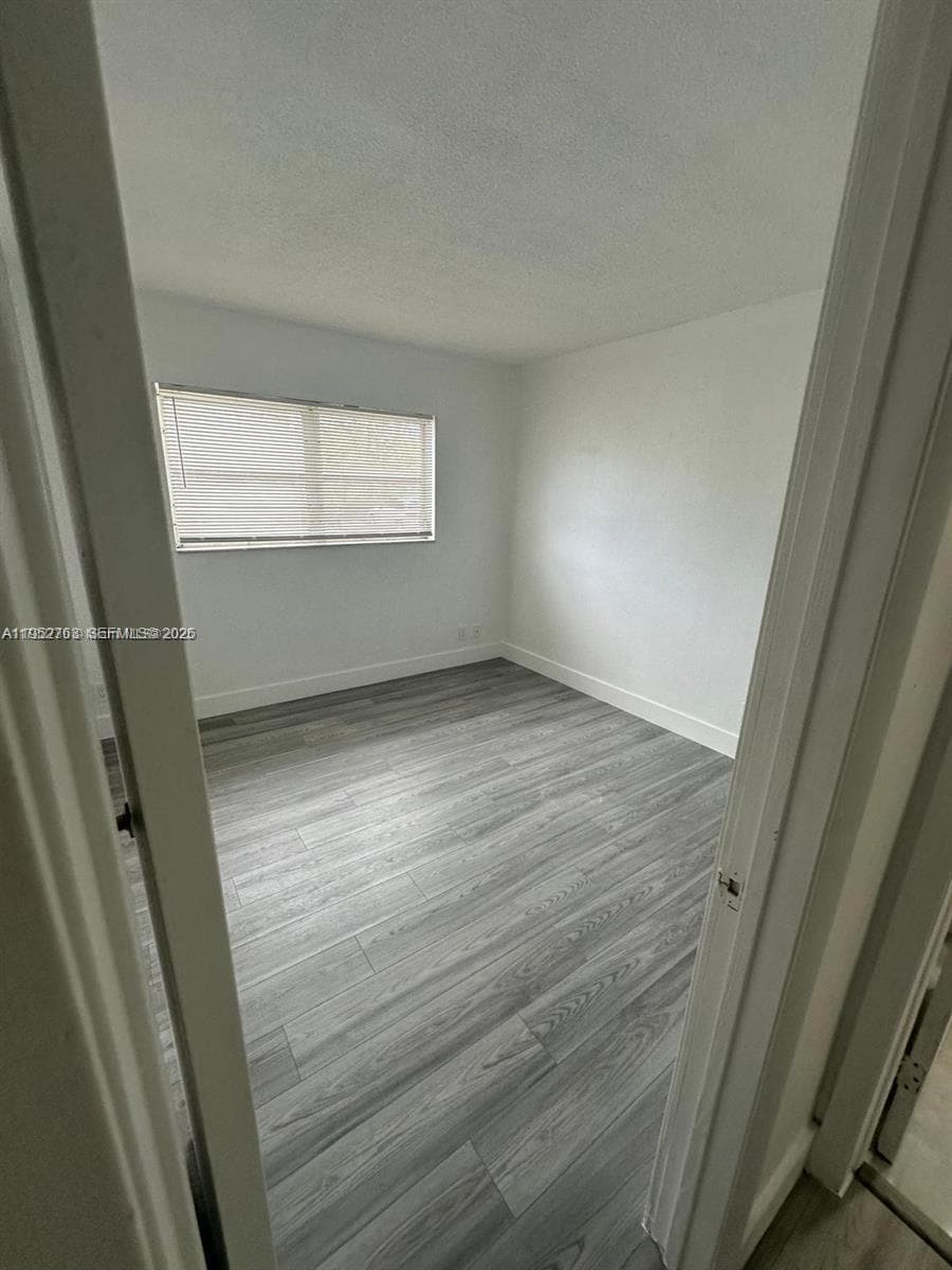 17 GREEN CONDO · #105 in Hallandale Beach - Photo 15