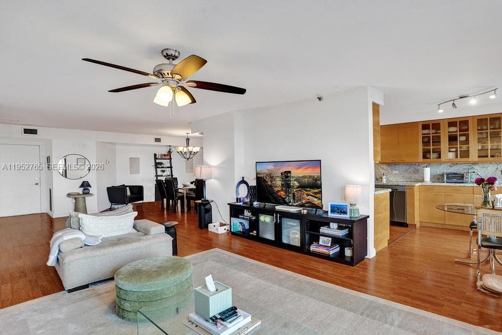 SUMMIT CONDO · #310N in Hollywood - Photo 6
