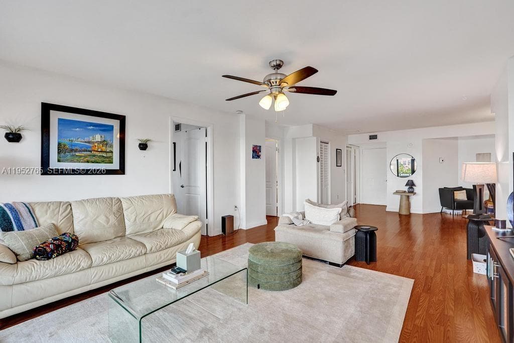 SUMMIT CONDO · #310N in Hollywood - Photo 5