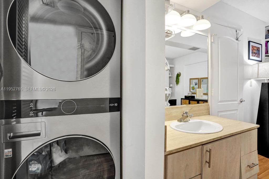 SUMMIT CONDO · #310N in Hollywood - Photo 34