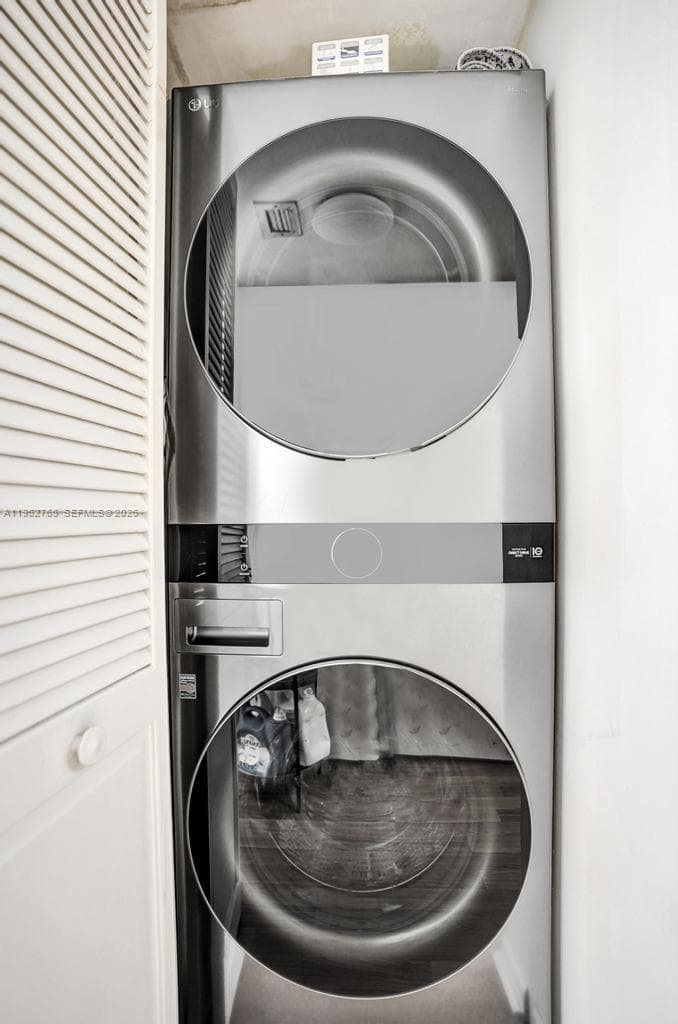 SUMMIT CONDO · #310N in Hollywood - Photo 33