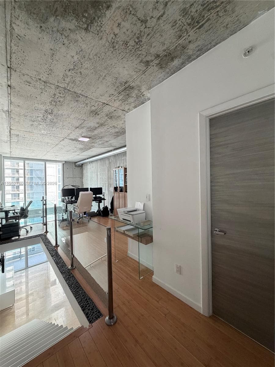 NEO VERTIKA CONDO · #2524 in Miami - Photo 9