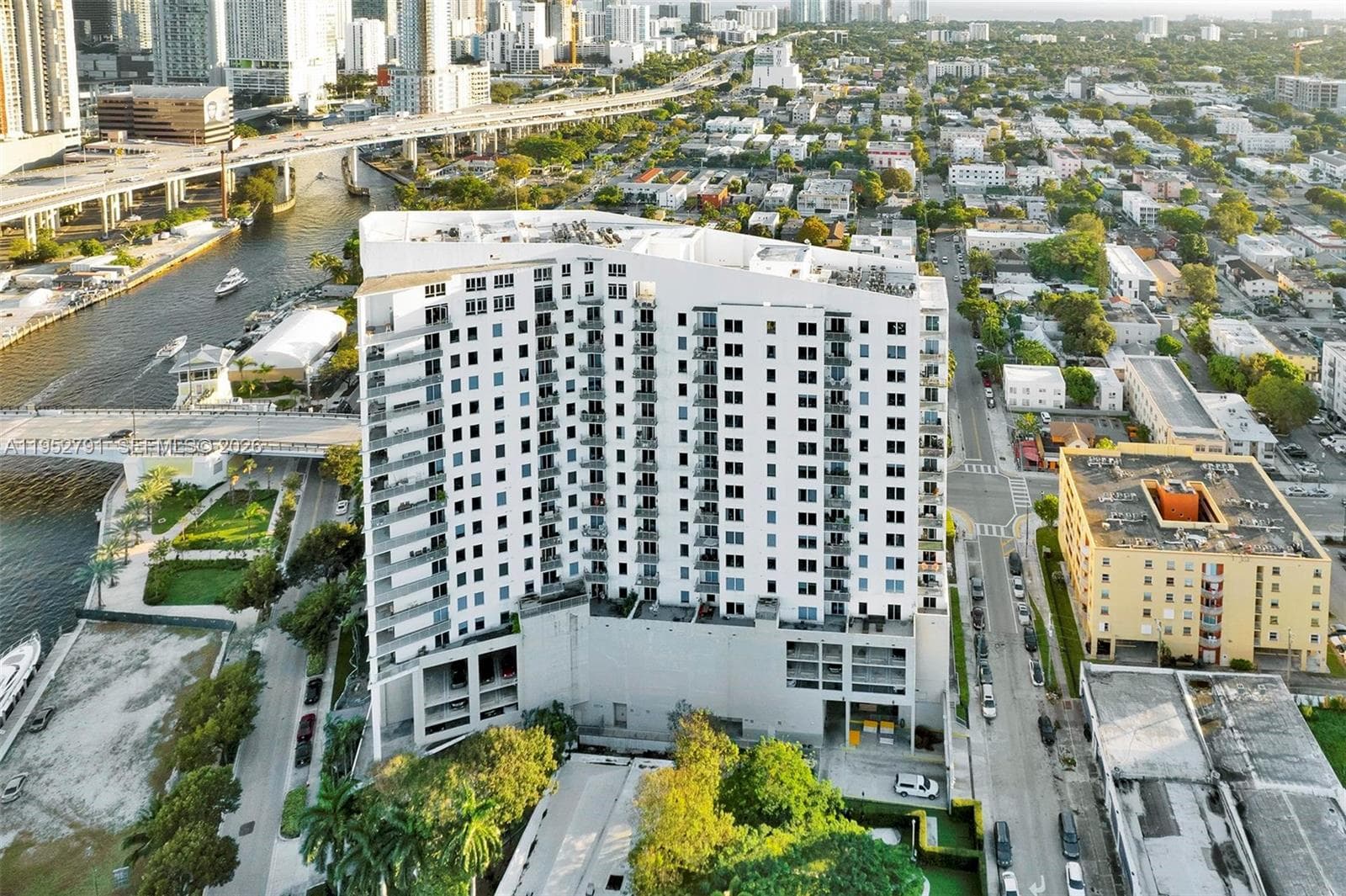 NEO Condo · #1109 in Miami - Photo 24