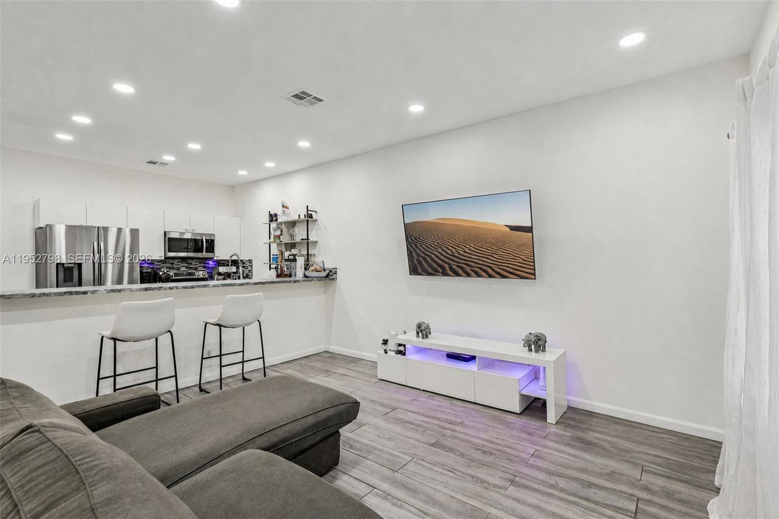 2307 Washington St #5 photo 2