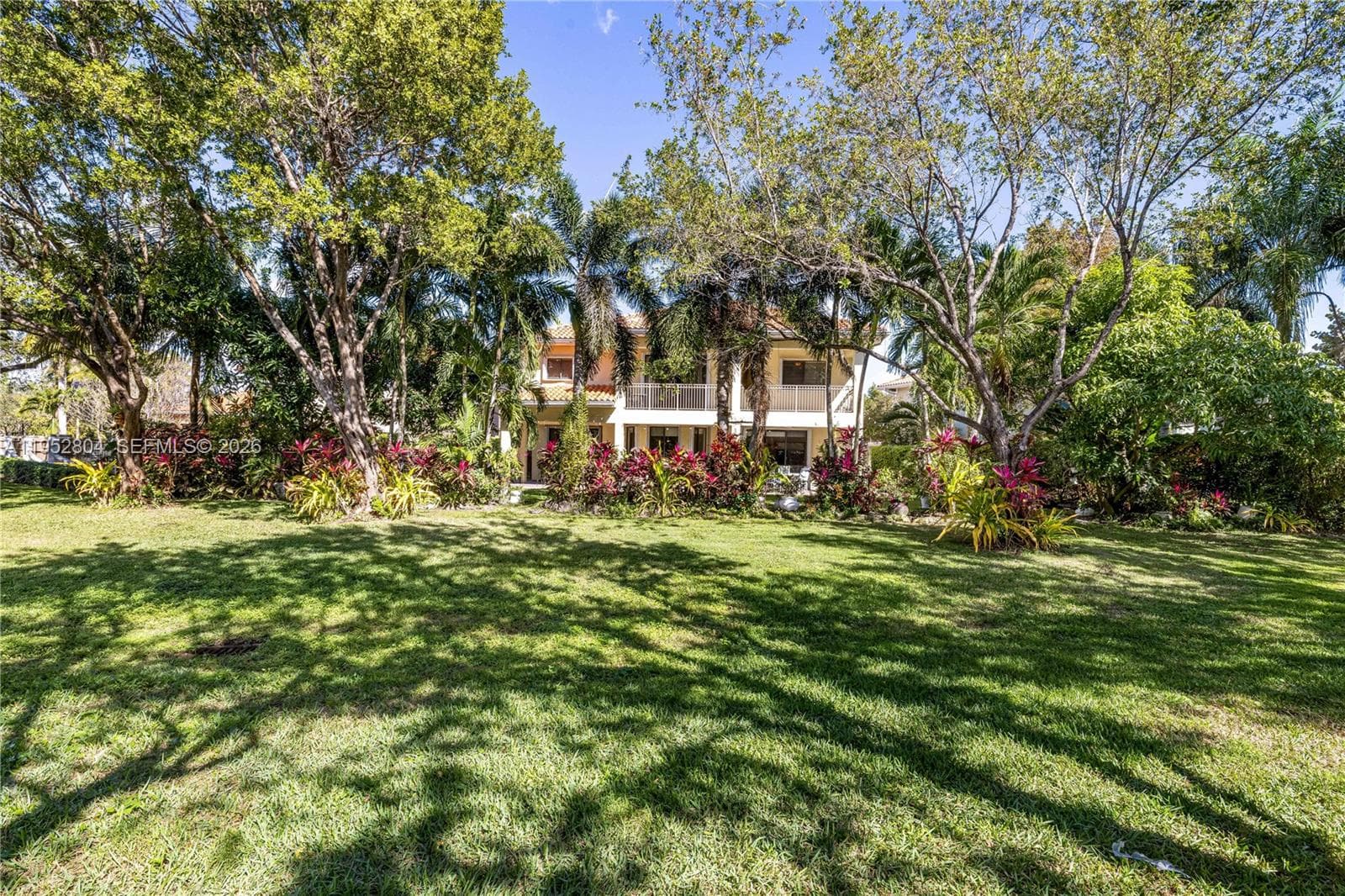19086 SW 76th Ave photo 6