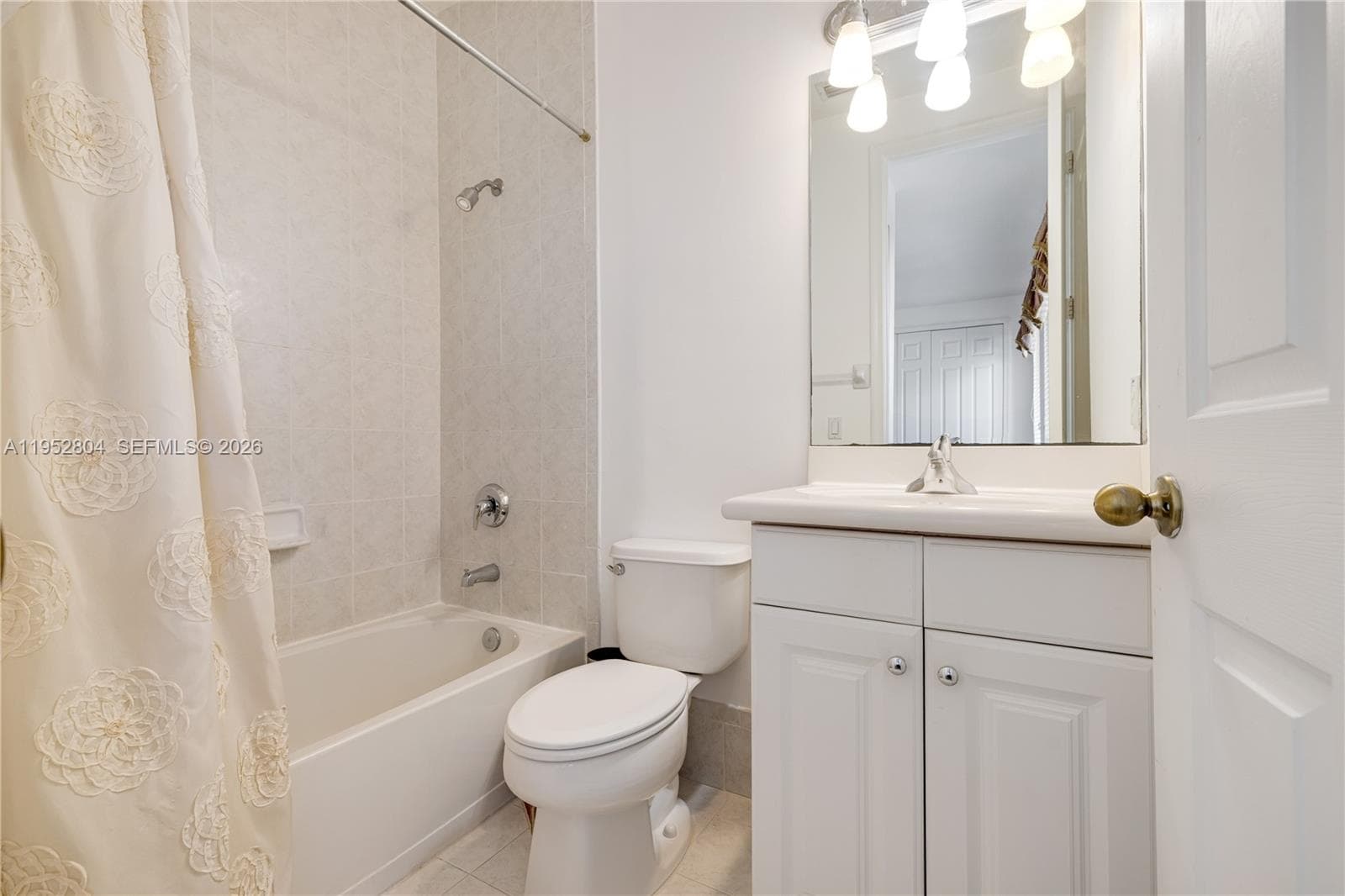 19086 SW 76th Ave photo 34