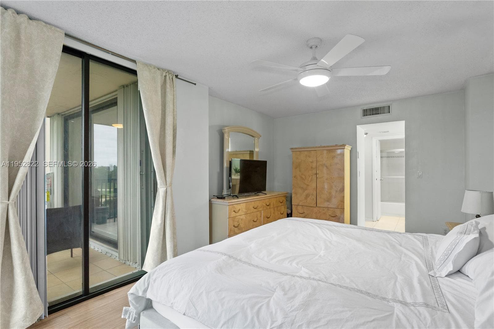Coronado · #532 in Aventura - Photo 12