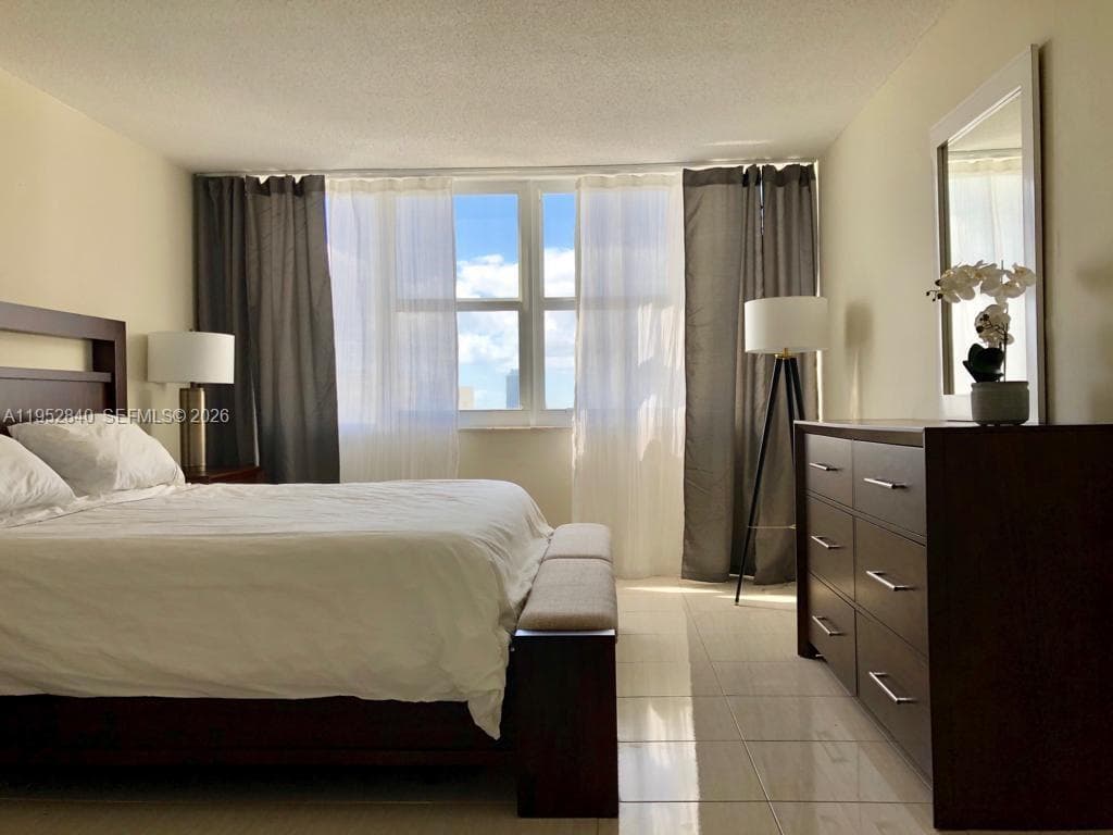 PARKER TOWER CONDO · #1901 in Hallandale Beach - Photo 6
