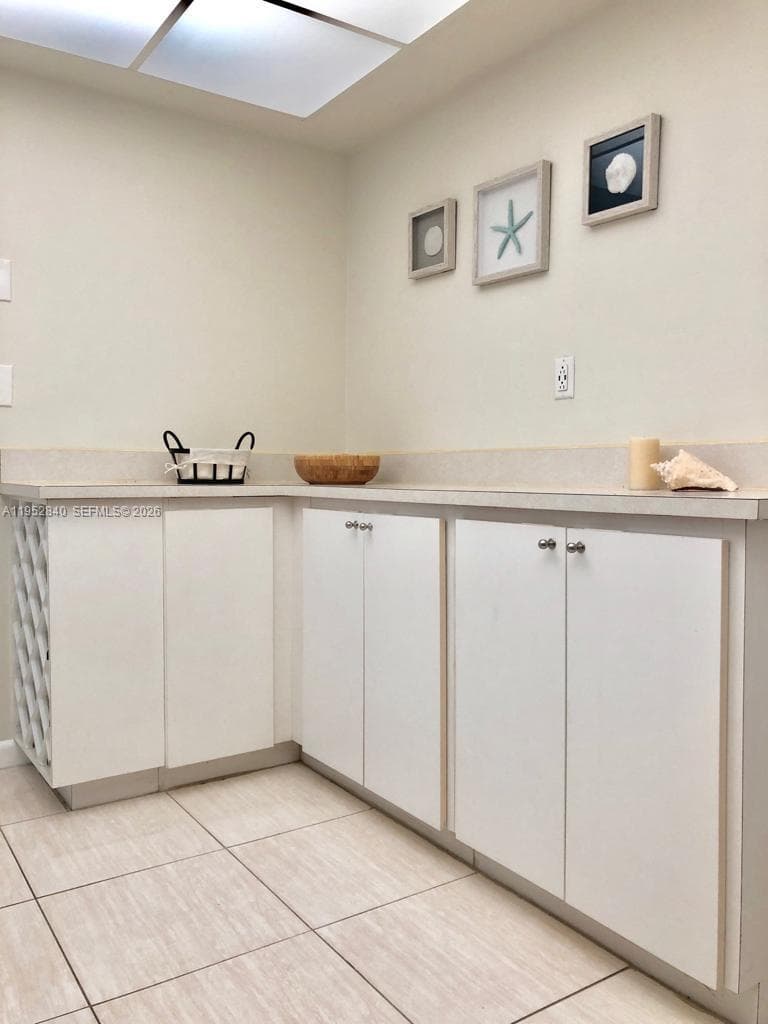 PARKER TOWER CONDO · #1901 in Hallandale Beach - Photo 10