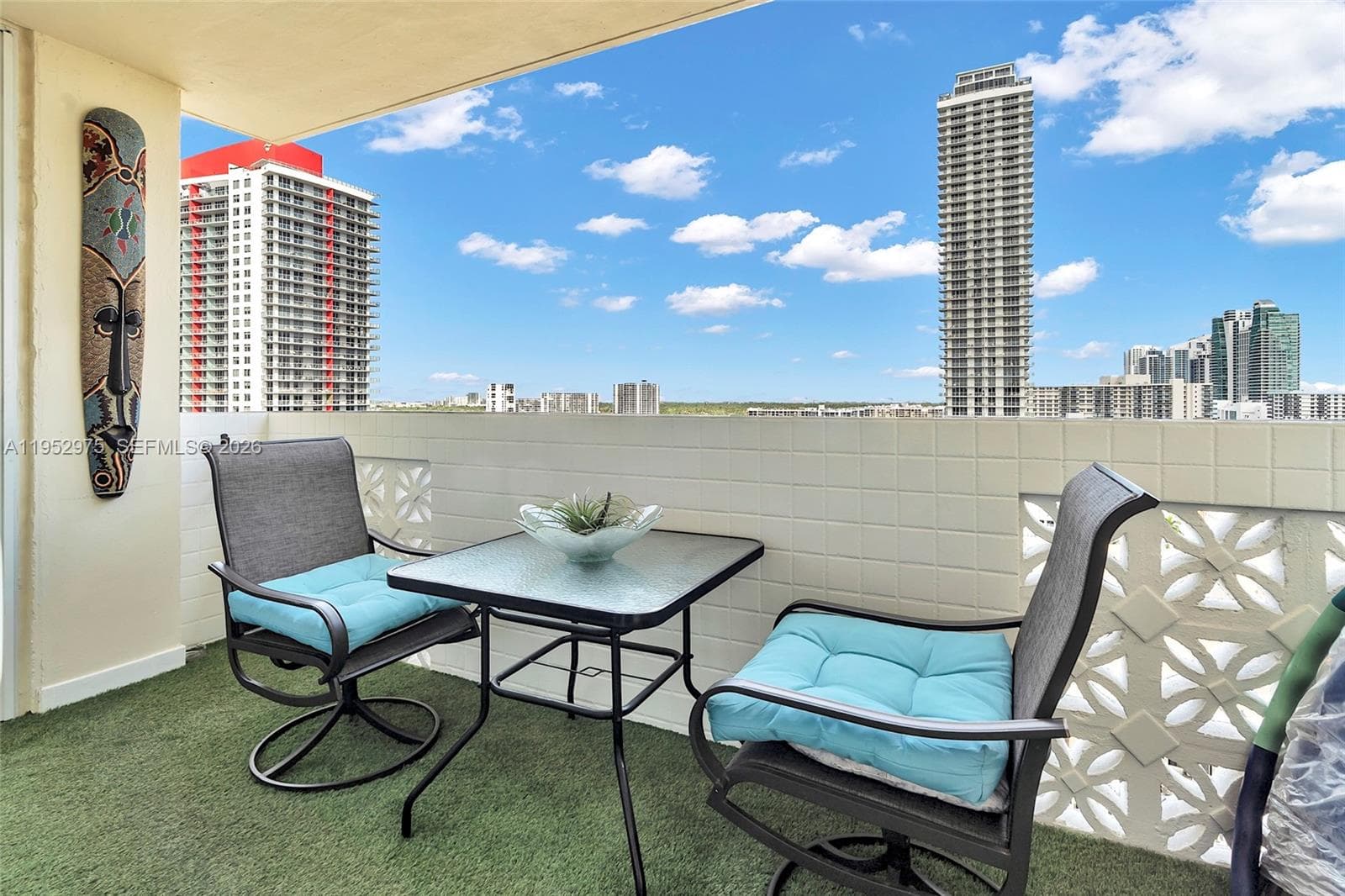 PLAZA TOWERS · #1709 in Hallandale Beach - Photo 22