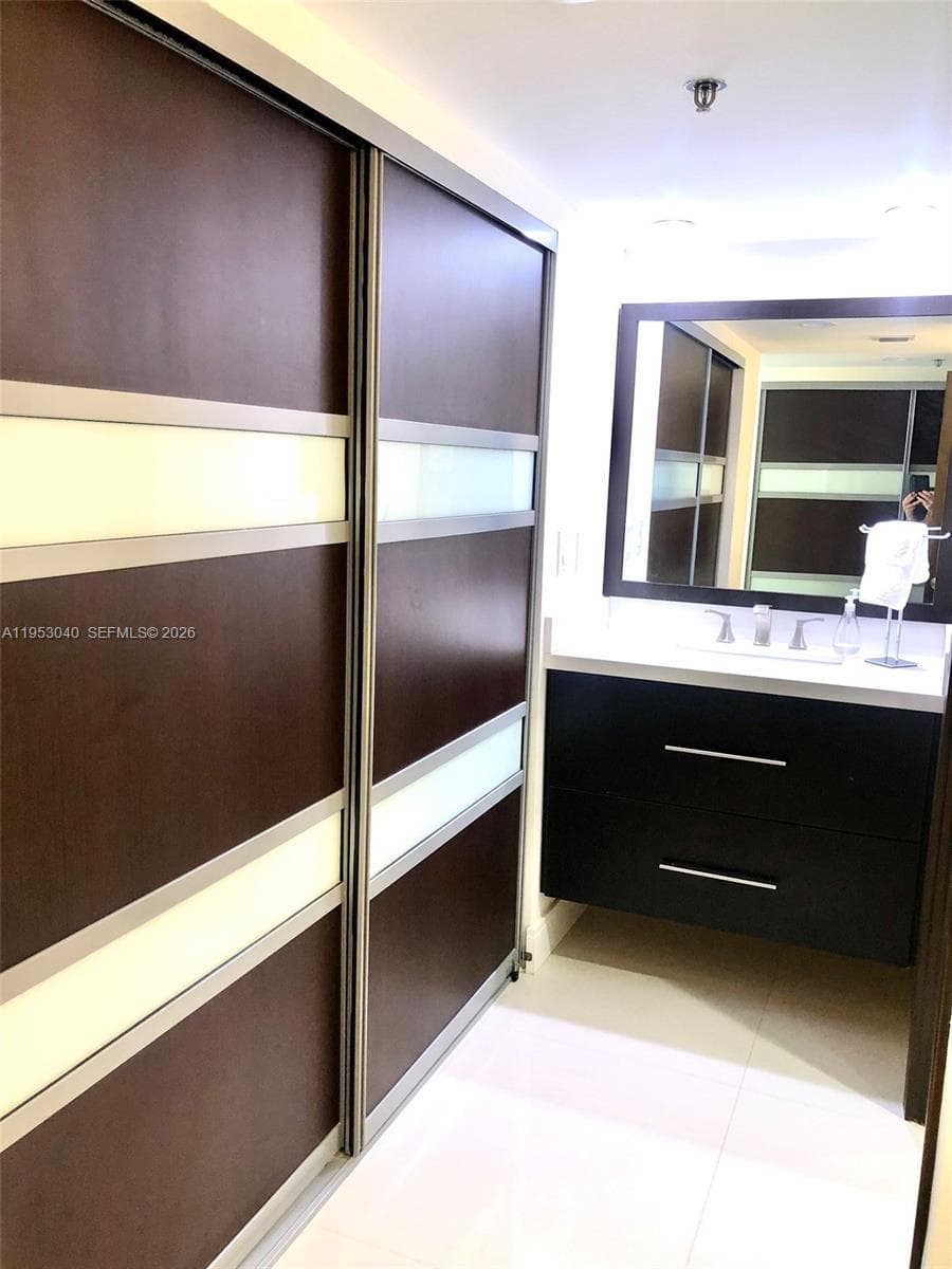 WATERVIEW CONDO · #1448 in Aventura - Photo 15