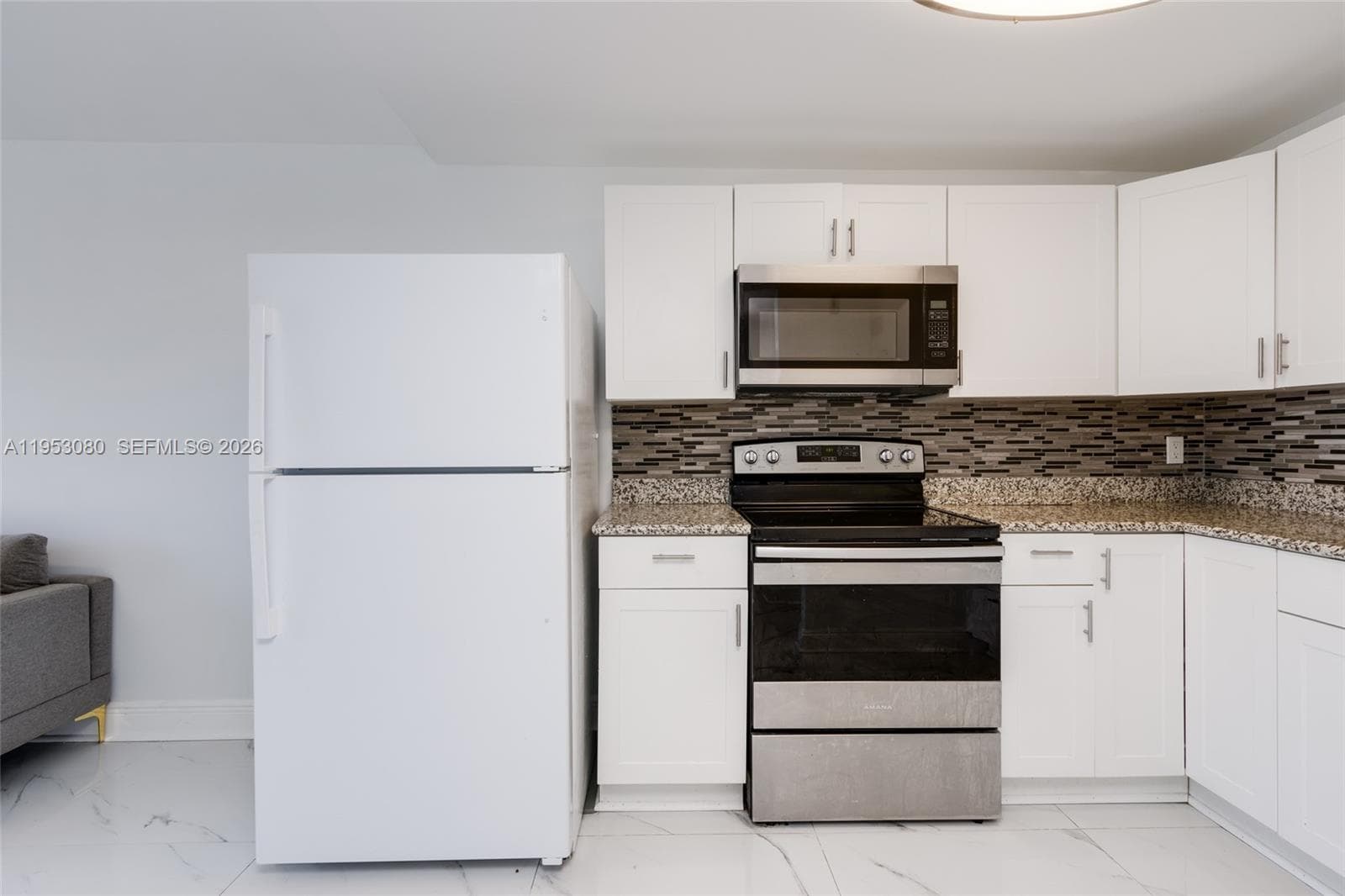 Sunshores · #309 in North Miami Beach - Photo 20