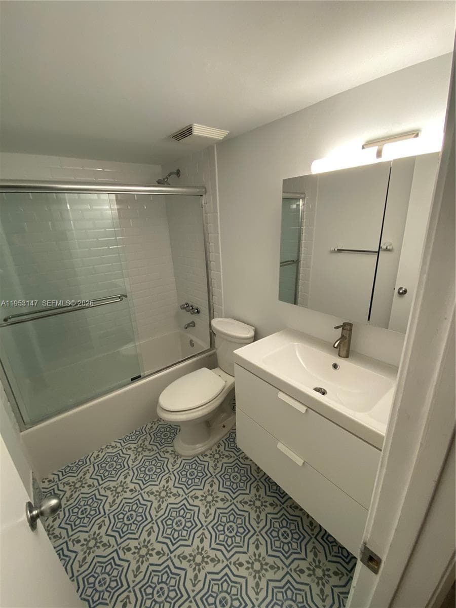 THE HABANA CONDO · #102 in Miami Beach - Photo 14
